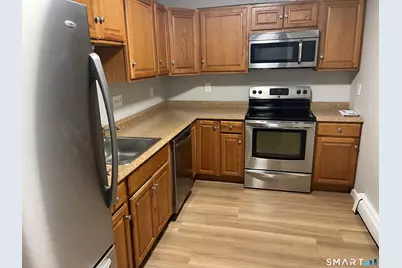 252 Harlem Avenue #C4, Bridgeport, CT 06606 - Photo 5