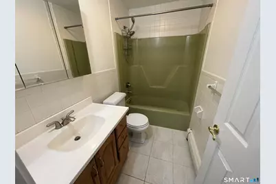 252 Harlem Avenue #C4, Bridgeport, CT 06606 - Photo 17