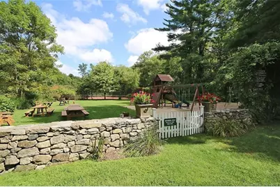 B Bridge Road, Weston, CT 06883 - Photo 9