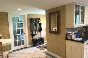 566 W Main St, Cheshire, CT 06410 - Photo 3