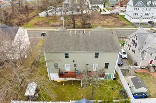 130 Brentwood Ave, Fairfield, CT 06825 - Photo 35