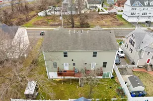 130 Brentwood Ave, Fairfield, CT 06825 - Photo 33