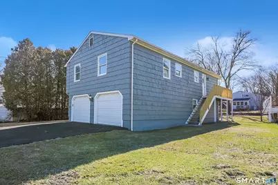 33 Trelane Drive, Bridgeport, CT 06606 - Photo 23