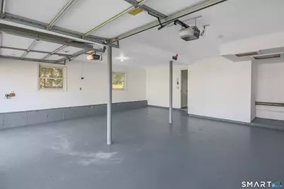 33 Trelane Drive, Bridgeport, CT 06606 - Photo 15