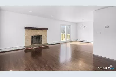 33 Trelane Drive, Bridgeport, CT 06606 - Photo 5