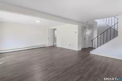 33 Trelane Drive, Bridgeport, CT 06606 - Photo 13