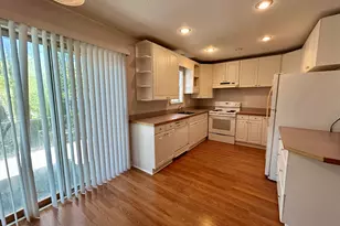 19 Surrey Ln, Torrington, CT 06790 - Photo 5