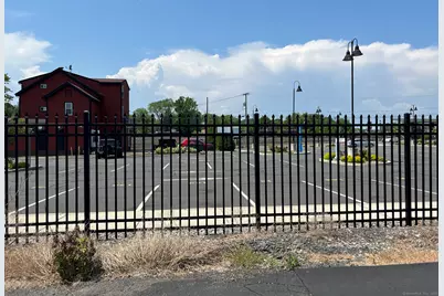 861 Farmington Avenue #2nd Floor, Berlin, CT 06037 - Photo 21