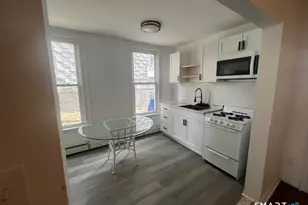 118 Pequonnock St, Bridgeport, CT 06604 - Photo 7