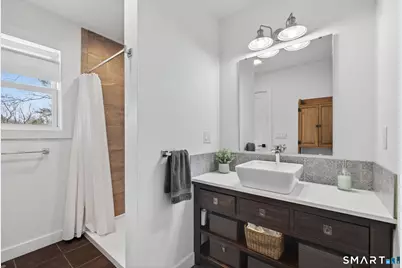 145 Lakeview Terrace, Newtown, CT 06482 - Photo 21