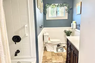 40 Rentschler St, East Hartford, CT 06118 - Photo 11