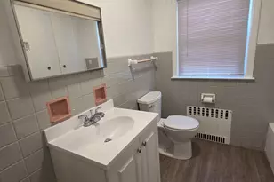 13 Rock Spring Rd, Stamford, CT 06906 - Photo 5