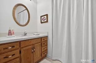 80 Kirk Rd, Hamden, CT 06514 - Photo 31