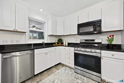 110 Douglas Street, Stratford, CT 06615 - Photo 7