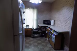 106 Bohemia St, Plainville, CT 06062 - Photo 7