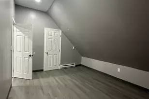 402-404 Sigourney St, Hartford, CT 06112 - Photo 7