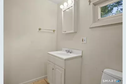 25 Pleasant Street, Ansonia, CT 06401 - Photo 9