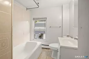 25 Pleasant St, Ansonia, CT 06401 - Photo 15