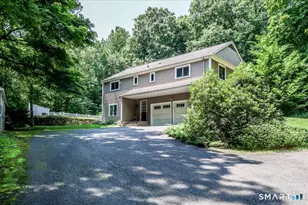 80 Pine Hollow Dr, Middlebury, CT 06762 - Photo 3