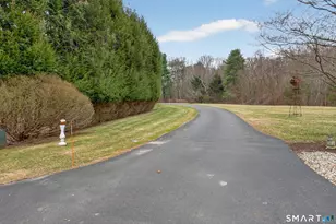 724 Strong Rd, South Windsor, CT 06074 - Photo 35