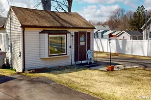 137 Brook St, Bristol, CT 06010 - Photo 1