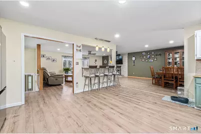 136 Broad Brook Road, Enfield, CT 06082 - Photo 9