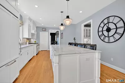 10 Old Meadow Way, Simsbury, CT 06089 - Photo 5