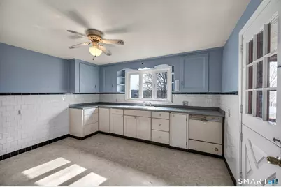 46 Meriden Avenue, Meriden, CT 06451 - Photo 11