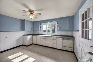 46 Meriden Ave, Meriden, CT 06451 - Photo 11