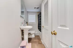 183 Sugar St, Newtown, CT 06470 - Photo 9