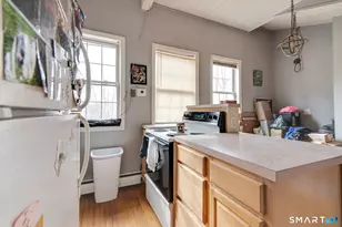 183 Sugar St, Newtown, CT 06470 - Photo 15