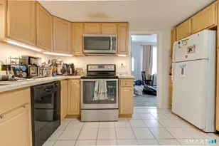 183 Sugar St, Newtown, CT 06470 - Photo 7