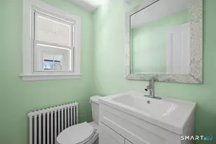 69 Edgemere Ave, West Hartford, CT 06110 - Photo 11