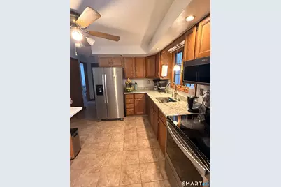 19 Melville Avenue, Meriden, CT 06451 - Photo 13