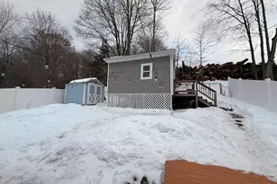 19 Melville Ave, Meriden, CT 06451 - Photo 9