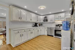 112 Weekeepeemee Rd, Bethlehem, CT 06751 - Photo 5