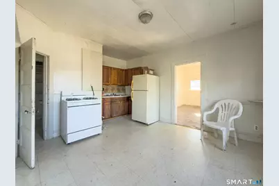 324 Boswell Avenue, Norwich, CT 06360 - Photo 3