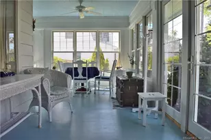 33 Grove Ave, Madison, CT 06443 - Photo 5