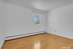 38 Sunnybrook Ln, Clinton, CT 06413 - Photo 11