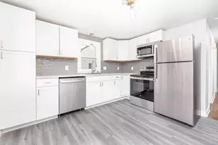 238 James St, Newington, CT 06111 - Photo 3