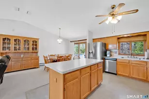 357 N Maple St, Enfield, CT 06082 - Photo 13