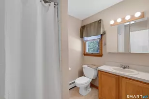 357 N Maple St, Enfield, CT 06082 - Photo 21