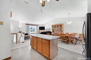 357 N Maple St, Enfield, CT 06082 - Photo 11