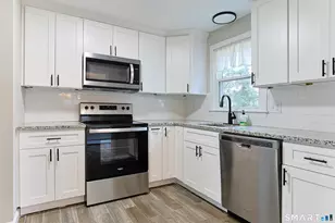 15 Anna Dr, Wallingford, CT 06492 - Photo 3