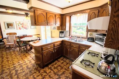 26 Washburn Drive, Plainville, CT 06062 - Photo 11