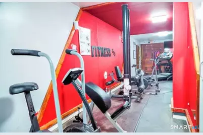 393 Laurel Avenue #210, Bridgeport, CT 06605 - Photo 21