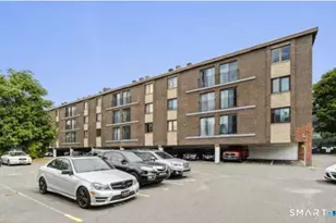 393 Laurel Ave, Bridgeport, CT 06605 - Photo 7