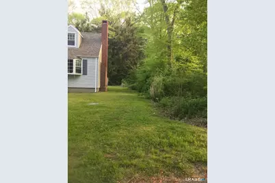 13 Park Court, East Lyme, CT 06357 - Photo 3