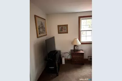 13 Park Court, East Lyme, CT 06357 - Photo 9