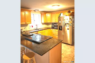 13 Park Court, East Lyme, CT 06357 - Photo 11